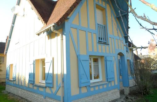 Villers-sur-Mer Casa | Grande Villa avec Jardin, Proche Plage et Centre de Villers-sur-Mer - FR-1-487-310