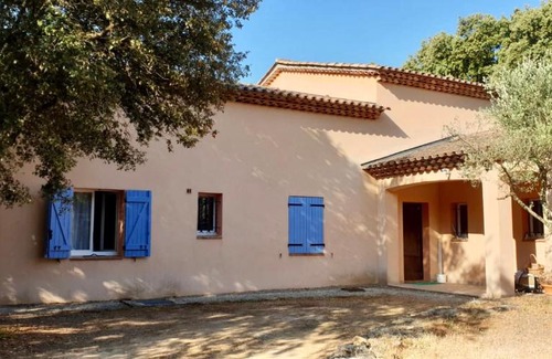 Flayosc Casa | Grande villa avec piscine sous les chênes