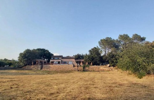 Flayosc Casa | Grande villa avec piscine sous les chênes