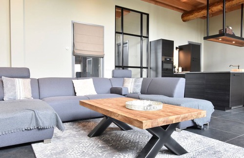 Dwingeloo Otro | Casa de campo espaciosa en Dwingeloo con terraza privada