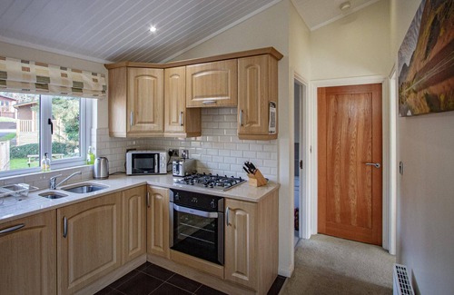 Troutbeck Bridge Cabina | Grandpa's Lodge - a holiday lodge that sleeps 4 guests in 2 bedrooms