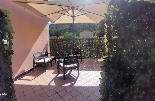 Recco Casa | GRANDPARENTS' HOUSE, GREEN CORNER 5 MINUTES FROM THE SEA