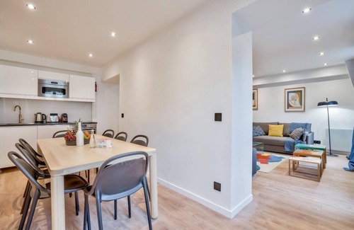 Quartier du Faubourg-Montmartre Apartamento | Grands Boulevards 5 bedroom apartment