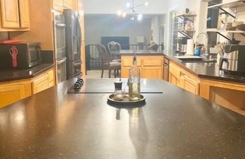 Granite Bay Casa | Granite Bay Luxury Getaway with Huge Game Room