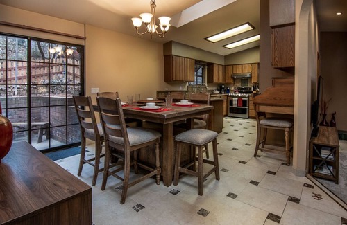 Prescott Casa | Granite Creek Retreat- Beautiful 5 Bedroom Home 5 minutes from Whiskey Row