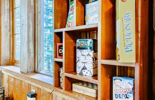 Idaho Springs Cabina | Granite · Epiphany Pines WATERFRONT work & play cabin