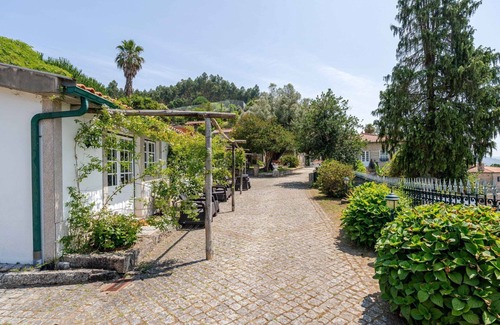 Barroselas Apartamento | Granjas House at Fountain Retreat I Pool & Sports