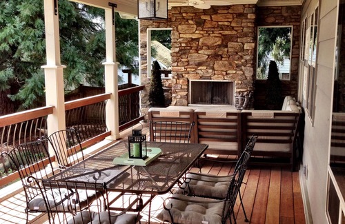 Carlton Casa | Grant Street - A Carlton Wine Country Home