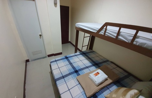 Palompon Casa | Grants Building Traveller's Lodge