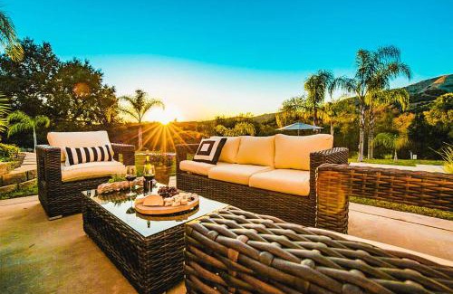 Temecula Casa | Grapevine by AvantStay Secluded 5BR Villa 4 Acres of Vineyards Avo Groves