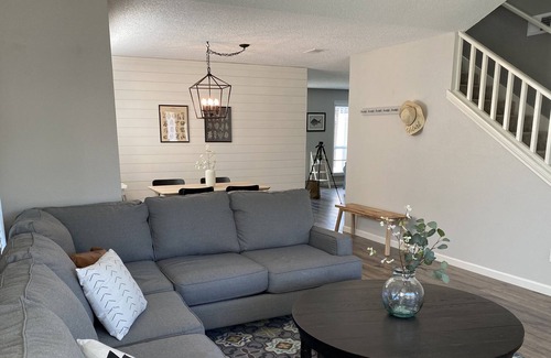 Grapevine Casa | Grapevine Getaway w/ Pool