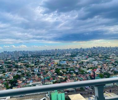 Santo Cristo Apartamento | Grass Residences Elegant Staycation
