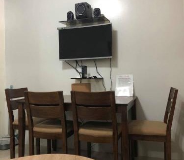 Santo Cristo Apartamento | Grass Residences Tower 5