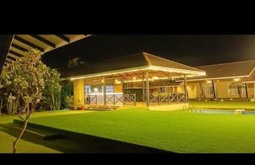 Nashik Complejo | Grass Resort and Spa