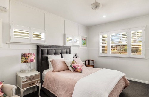 Harristown Casa | Grass Tree Cottage! Just Perfect!