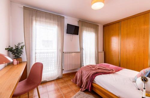 Abena Apartamento | Gratal montaña, rutas, esquí, familias, grupos