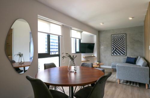 San Isidro Apartamento | Gray by Wynwood House