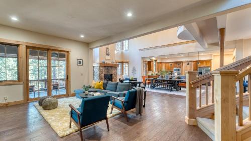 Truckee Casa | Grays Crossing by AvantStay Stunning 4BDR Cabin
