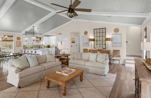 Gulf Trace Casa | Grayton Beach, Near to Beach, Pool, Sleeps 14 + Free Attraction Tickets!