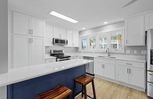 Grayton Beach Condominio | Grayton Place 5 - Lovely Grayton Beach Townhome, Walk to the Beach + Red Bar!