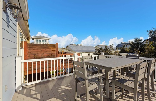 Grayton Beach Condominio | Grayton Place 5 - Lovely Grayton Beach Townhome, Walk to the Beach + Red Bar!