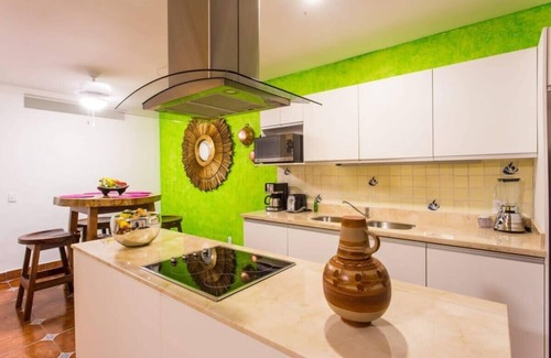 North End Apartamento | Great 2BR Master Suite only 2' from Sayulita Beach