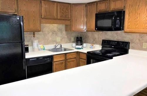 Sapphire Complejo | Great Adventure in North Carolina! 3 Serene Units, Ski Equipment Rentals