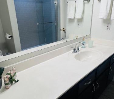 Deer Valley Apartamento | Great Amenities, Pool, Sauna Gym