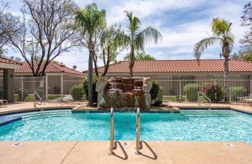 Deer Valley Apartamento | Great Amenities, Pool, Sauna Gym