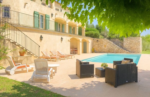 Tourrettes Casa | Excelente y hermosa propiedad con piscina tranquila / lago / mar / golf