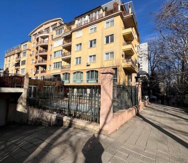 Sofia Apartamento | Great apartment with 3 bedrooms and 3 underground parking spaces