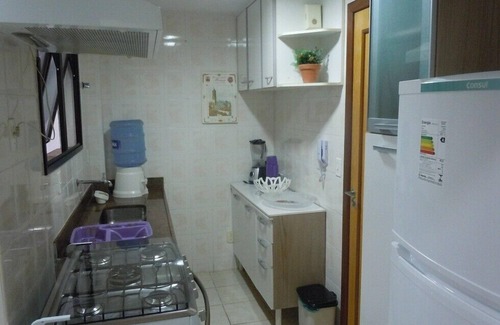 Guarapari Apartamento | Gran apartamento con 2 dormitorios 1 suite, garaje y balcón con vistas al mar
