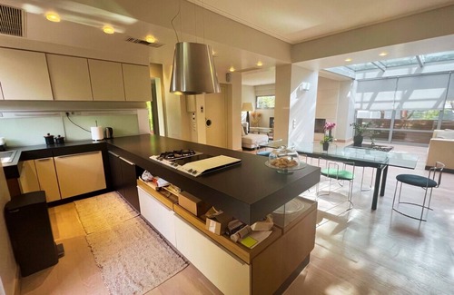 Glyfada Villa | Great Athens Villa | Villa Amfissis | 4 Bedrooms | Short Distance to Glyfada | Gym