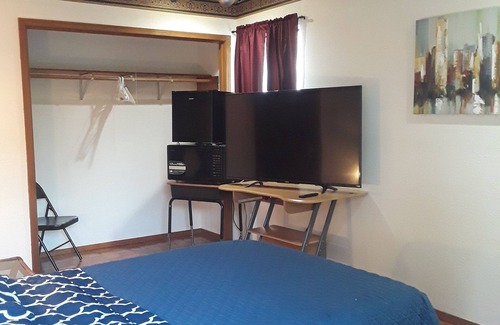 Brownsville Casa | Gran dormitorio en un barrio fantástico!
