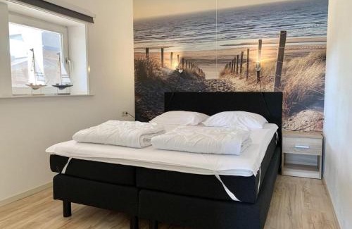 Sint Maartensvlotbrug Casa | Great bungalow near the beach and sea