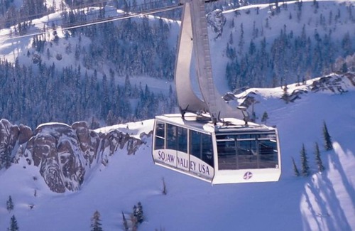 Olympic Valley Condominio | Gran condominio en Squaw Valley, recientemente actualizado, a pie del pueblo