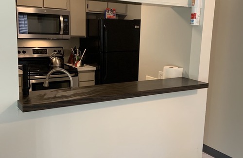 Rustic Hills Condominio | Great Condo in a Great Central Location!