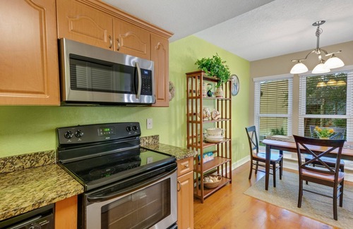 Gulf Gate Estates Condominio | Great Condo Near Siesta Key Beach