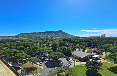 Diamond Head - Kapahulu - St. Louis Apartamento | Great Corner Studio with Diamond Head & Park views, 2 mins walk to Beach!