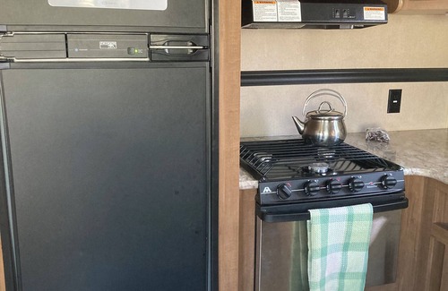 Botsford Casa | Great couples trailer and can sleep up to 6