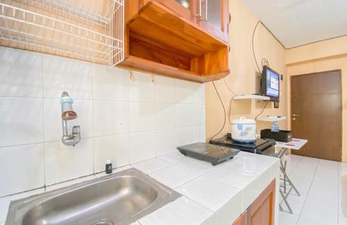 Bandung Apartamento | Great Deal Studio at Gateway Ahmad Yani Cicadas Apartment By Travelio