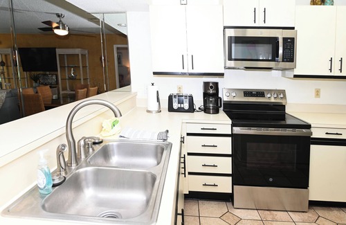 Panama City Beach Villa | ¡Bienvenido al paraiso! Villa de 2 dormitorios / 2 baños Golf / Tenis. ¡Buena ubicación!