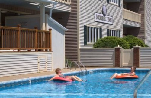 Lincoln Casa | Great family vacation condo with views of the mountains and access to the full