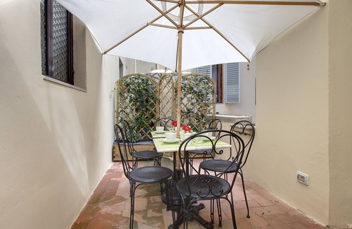 Santo Spirito Apartamento | Gran piso en el corazón de Florencia, a 5 minutos a pie del puente viejo
