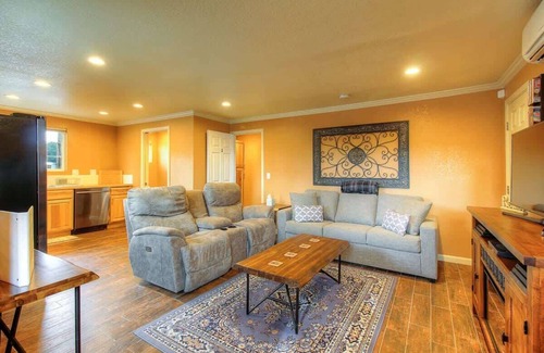 Healdsburg Casa | Great for traveling Nurses!