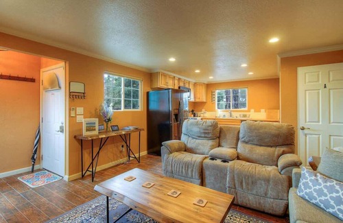 Healdsburg Casa | Great for traveling Nurses!