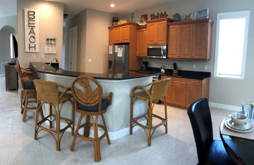 Siesta Key Condominio | Great Gulf View! Steps to the No.1 Beach in a 2,759 sqft luxury townhome