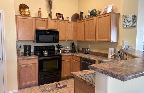 Centerra Casa | Great Home for Work, Play, or any Desert Getaway! Pool, Spa & Loads of Amenities