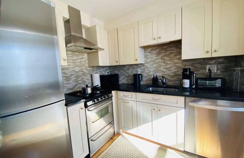 Greenwich Apartamento | Great hotel alternative, near Greenwich train stn