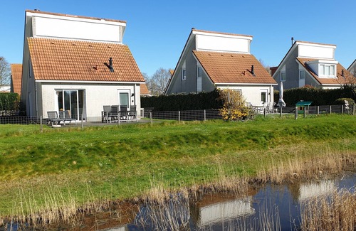 Scharendijke Casa | Gran casa junto al mar para relajarse con sauna y chimenea.